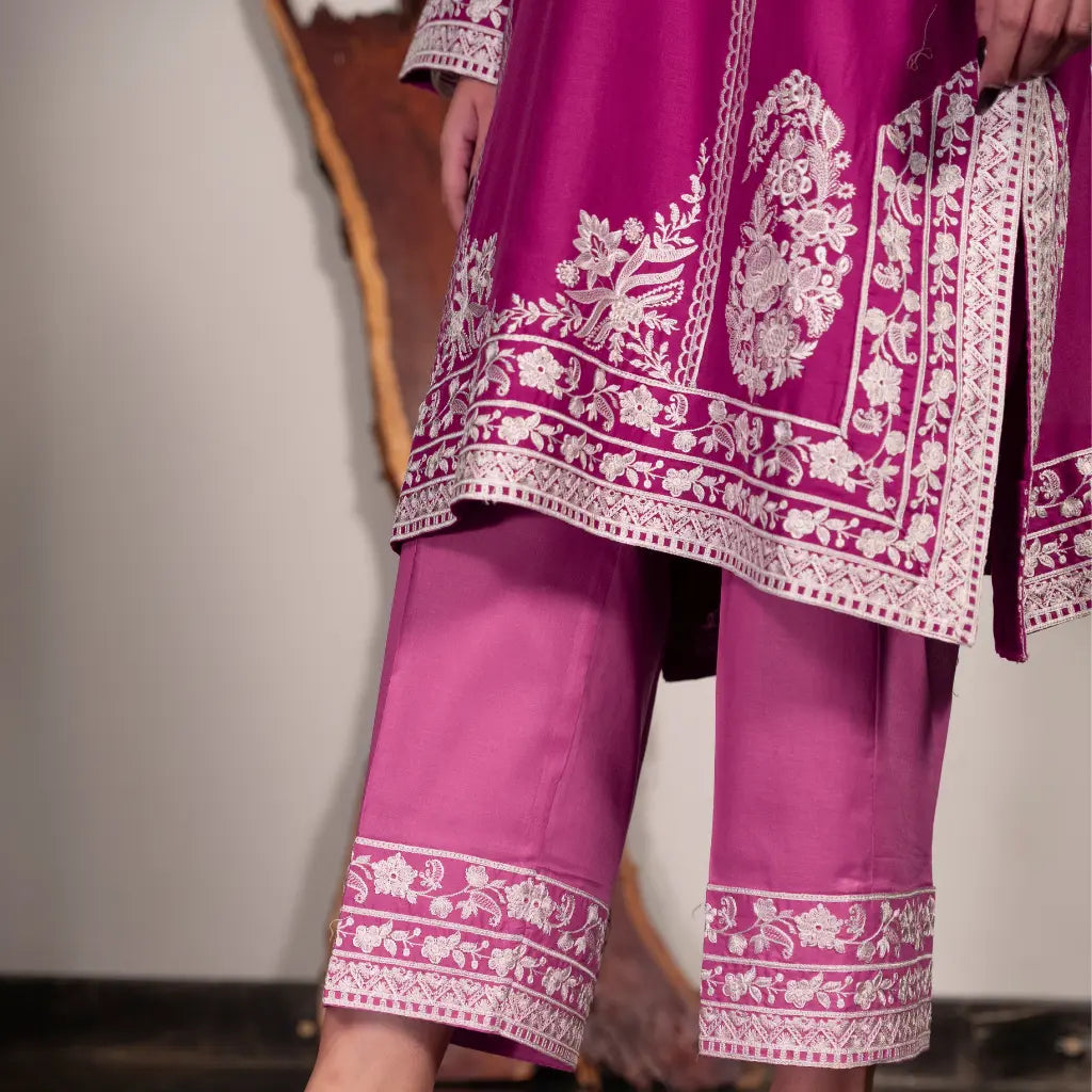 Paisley Royale Magenta Pink