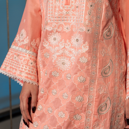 Lotus Peachy Pink
