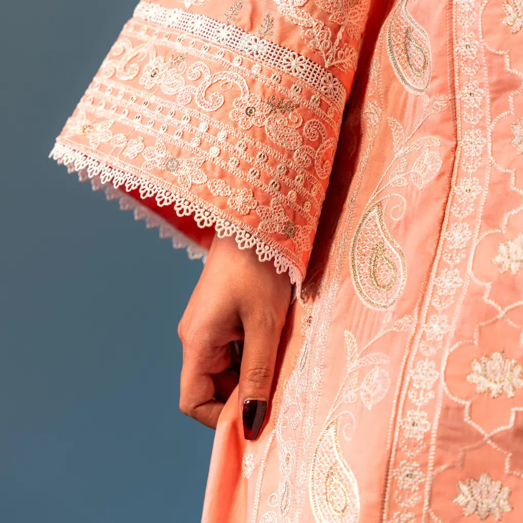 Lotus Peachy Pink
